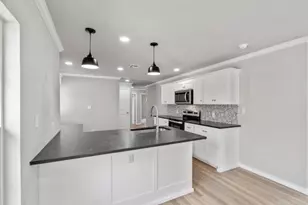 910 S Seaman St, Eastland, TX 76448 - Photo 8