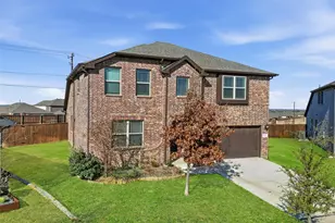 804 Saratoga Rd, Aubrey, TX 76227 - Photo 2