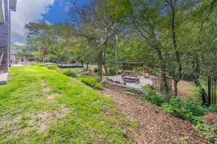 1811 Magic Valley Ln, Cedar Hill, TX 75104 - Photo 34