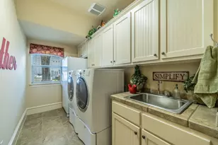 1811 Magic Valley Ln, Cedar Hill, TX 75104 - Photo 20