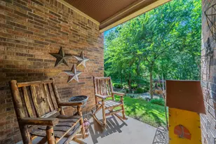 1811 Magic Valley Ln, Cedar Hill, TX 75104 - Photo 16