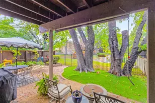 1805 Lakecrest Ct, Carrollton, TX 75006 - Photo 26