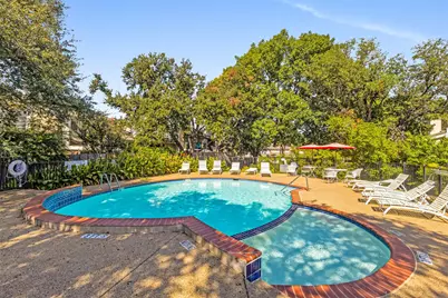 1805 Lakecrest Court, Carrollton, TX 75006 - Photo 28