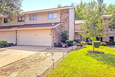 1805 Lakecrest Court, Carrollton, TX 75006 - Photo 2
