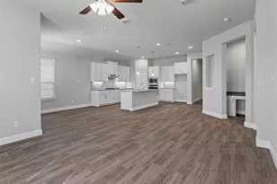 11405 Treehouse Trl, Justin, TX 76247 - Photo 10