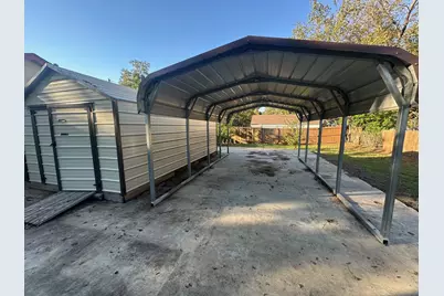 525 W Hanna Street, Denison, TX 75020 - Photo 20