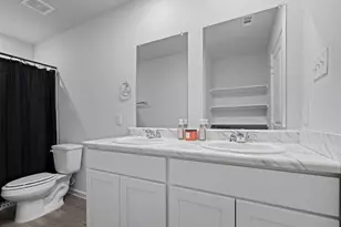 821 Sugartree Dr, Cleburne, TX 76031 - Photo 22