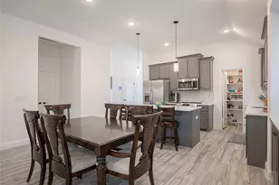 297 Sparkling Spgs Dr, Waxahachie, TX 75165 - Photo 10