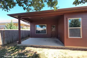 912 Iona Dr, Fort Worth, TX 76120 - Photo 20