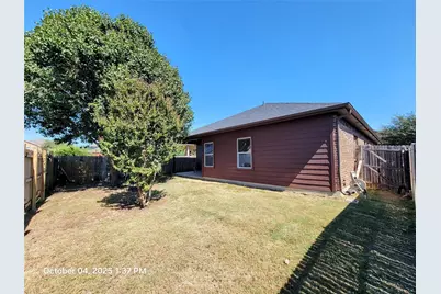 912 Iona Drive, Fort Worth, TX 76120 - Photo 22