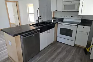 139 Cedar St, Whitney, TX 76692 - Photo 16