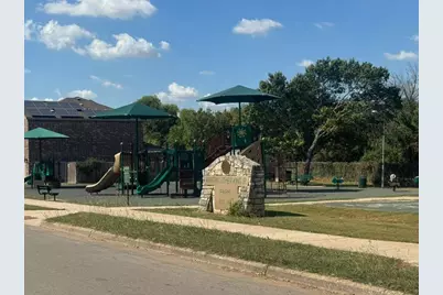 800 Oak Creek Drive, Hutchins, TX 75141 - Photo 4