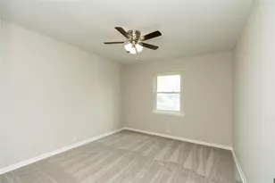 3712 Preston Dr, Fort Worth, TX 76119 - Photo 12