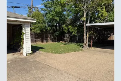 6365 Malcolm Drive, Dallas, TX 75214 - Photo 8