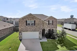 1700 Trace Dr, Aubrey, TX 76227 - Photo 2