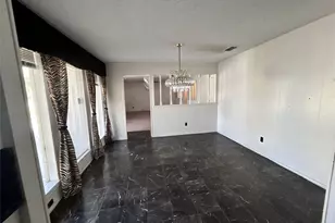 202 Roaring Springs Dr, Joshua, TX 76058 - Photo 4