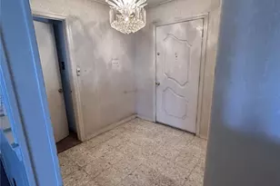 202 Roaring Springs Dr, Joshua, TX 76058 - Photo 2