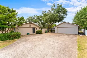 1115 S Greenstone Ln, Duncanville, TX 75137 - Photo 4