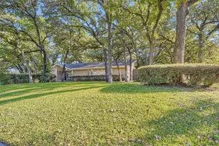 3106 Woodford Dr, Arlington, TX 76013 - Photo 2