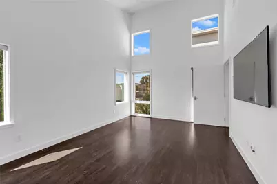 4915 Flitwick Court, Dallas, TX 75204 - Photo 10