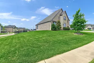 2113 Deer Run, Gunter, TX 75058 - Photo 10