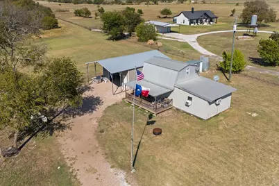 224 Hcr 1114, Blum, TX 76627 - Photo 2
