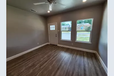 3120 Hemphill Street, Greenville, TX 75401 - Photo 2