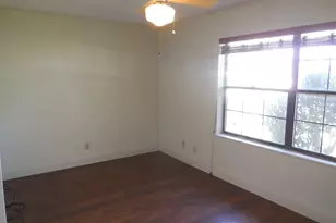 1220 Meadowbrook St, Ranger, TX 76470 - Photo 16