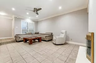 9250 Flickering Shadow Dr, Dallas, TX 75243 - Photo 4