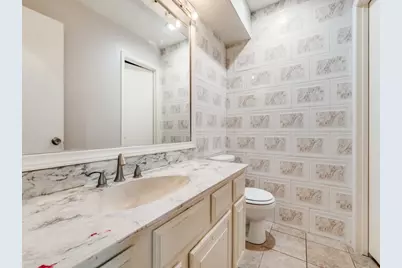 9250 Flickering Shadow Drive, Dallas, TX 75243 - Photo 16