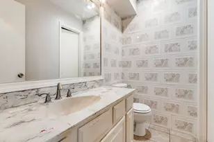 9250 Flickering Shadow Dr, Dallas, TX 75243 - Photo 16