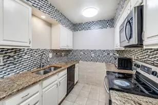 9250 Flickering Shadow Dr, Dallas, TX 75243 - Photo 8