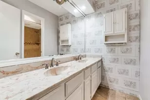 9250 Flickering Shadow Dr, Dallas, TX 75243 - Photo 22