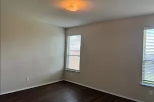 921 Swan Ridge Dr, Sherman, TX 75092 - Photo 6