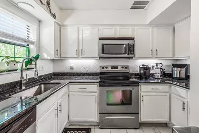 15151 Berry Trail #1307, Dallas, TX 75248 - Photo 10