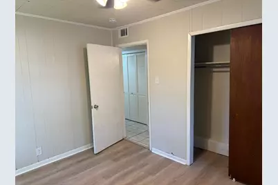 625 S Andrews Avenue, Sherman, TX 75090 - Photo 8