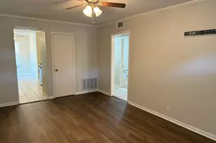 625 S Andrews Ave, Sherman, TX 75090 - Photo 2