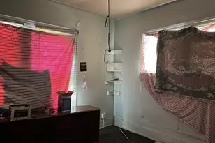 411 S Santa Fe St, Wolfe City, TX 75496 - Photo 20