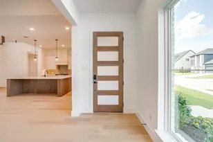 8428 Hidden Crk Ct, North Richland Hills, TX 76182 - Photo 2