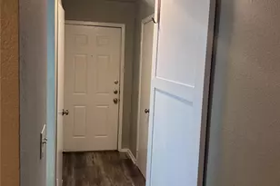 808 W Collins St, Denton, TX 76201 - Photo 2