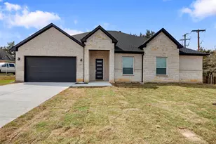 2217 S Peachtree Ct, Denison, TX 75020 - Photo 2