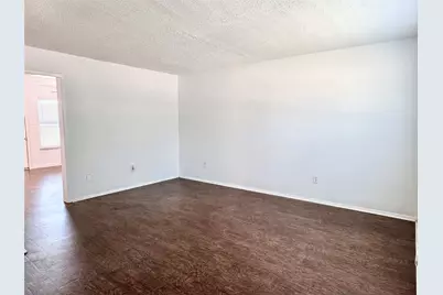 441 SW Thomas Street #B, Burleson, TX 76028 - Photo 2