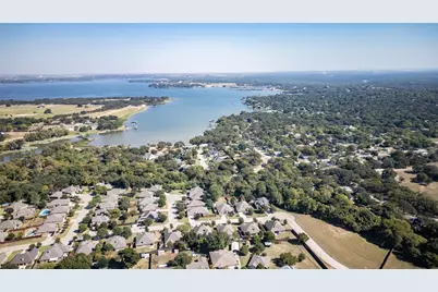 409 Corriente Trail, Azle, TX 76020 - Photo 2