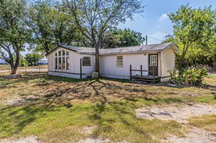 17381 Gaffield Rd, Justin, TX 76247 - Photo 34