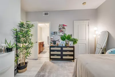 4904 Live Oak Street #302, Dallas, TX 75206 - Photo 4