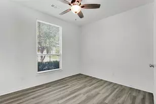 309 Emerald Creek Dr, Fort Worth, TX 76131 - Photo 4