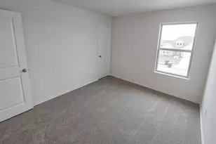 821 Lantana Ln, Pilot Point, TX 76258 - Photo 6