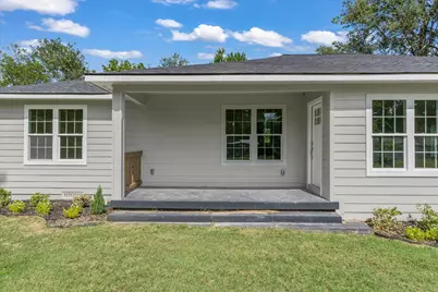 229 E Nevada, Van, TX 75790 - Photo 2