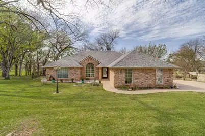 7108 Westover Drive, Granbury, TX 76049 - Photo 2