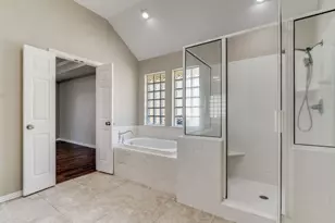7108 Westover Dr, Granbury, TX 76049 - Photo 14